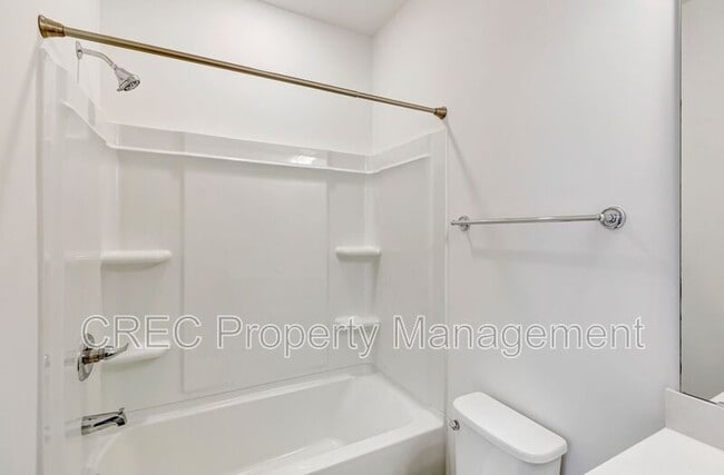 Building Photo - 831 Recess Pt Dr