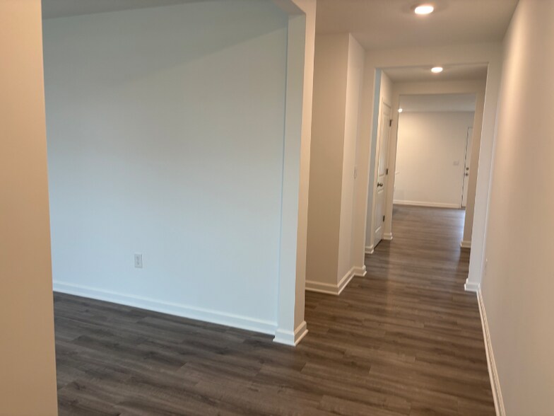 Building Photo - 3315 Godby St