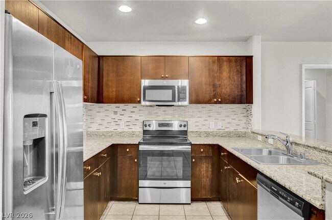 Building Photo - 8255 S Las Vegas Blvd