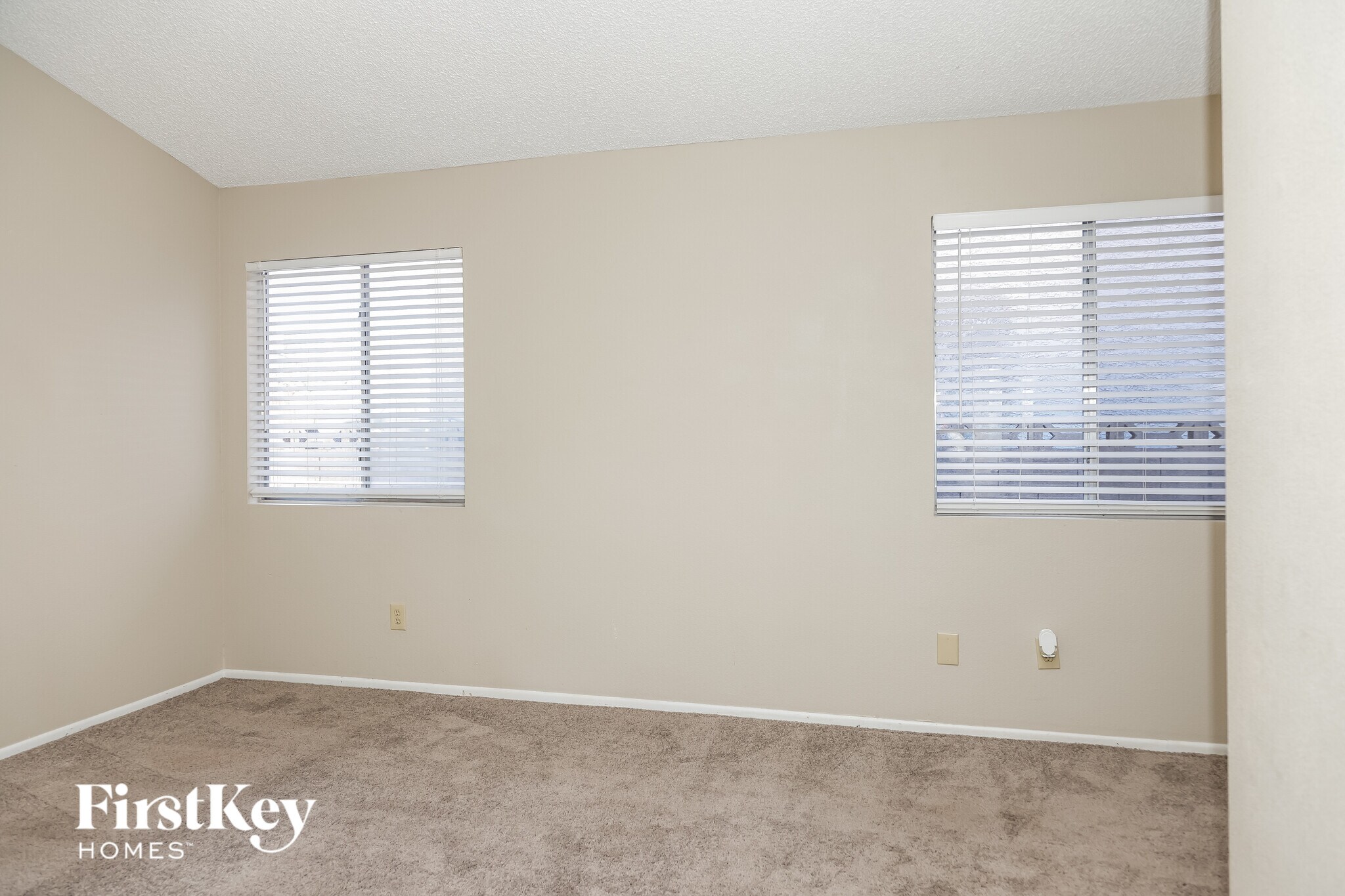 Building Photo - 1846 Green River St