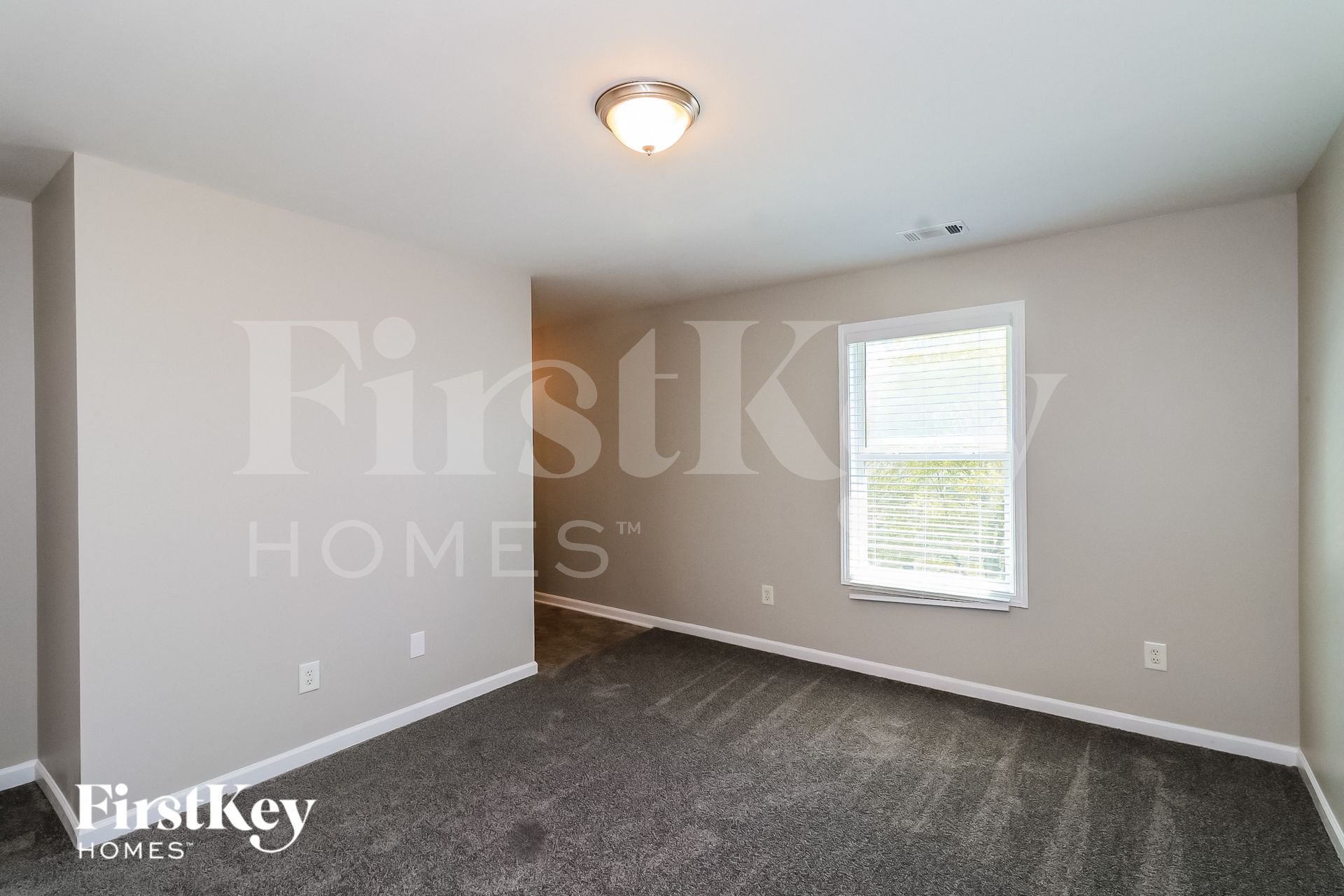 Building Photo - 64 Mercer Ln