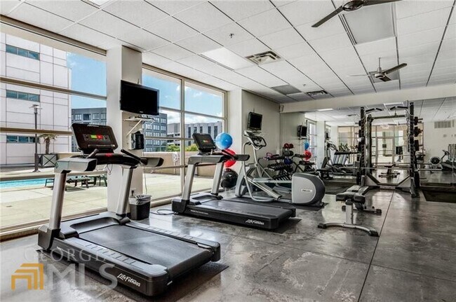 Building Photo - 1100 Howell Mill Rd NW