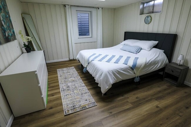 Building Photo - 6659 Upham Dr