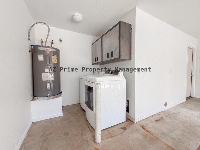 Building Photo - 23816 N Wilderness Way