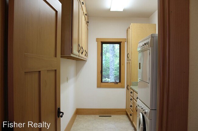Building Photo - 3 br, 2.5 bath House - 243 Hard Times Ridge