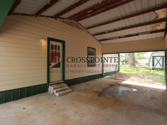 Building Photo - Coming Soon! 3 Bedroom 2 Bath in Bullard! Large Shop!