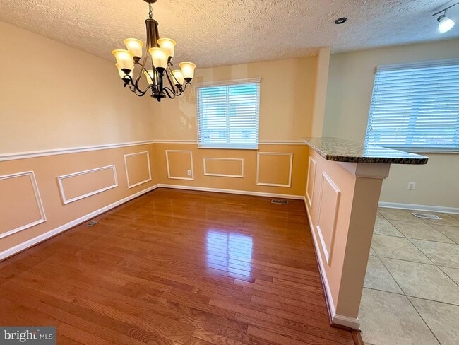 Building Photo - 5579 Glasgow Woods Ct