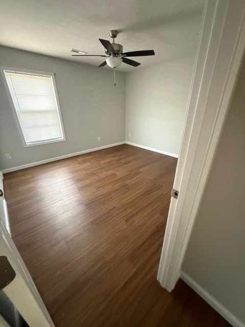 Building Photo - 148 School Side Dr