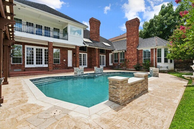 Building Photo - 1705 S Cottonwood Valley Cir
