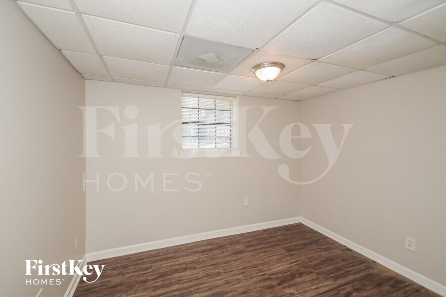 Building Photo - 4217 Park Cir