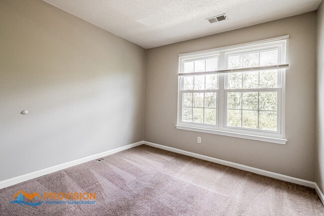 Building Photo - 2589 Ambling Cir