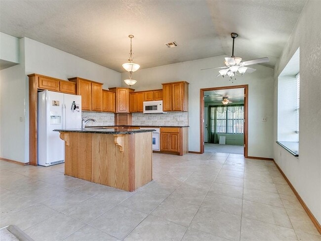 Building Photo - 7317 Louisburg Dr