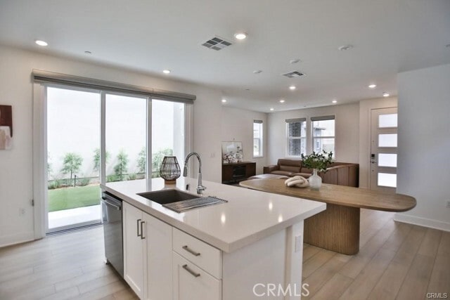 Building Photo - 187 Junco