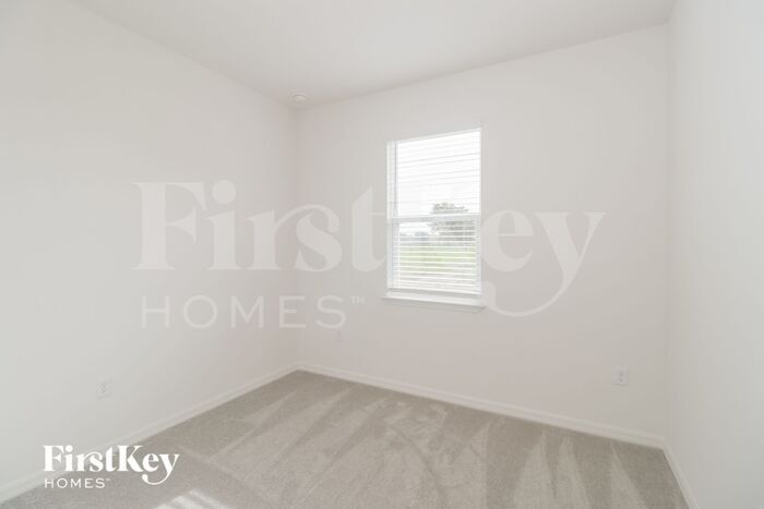 Building Photo - 225 Windsor Reserve Dr