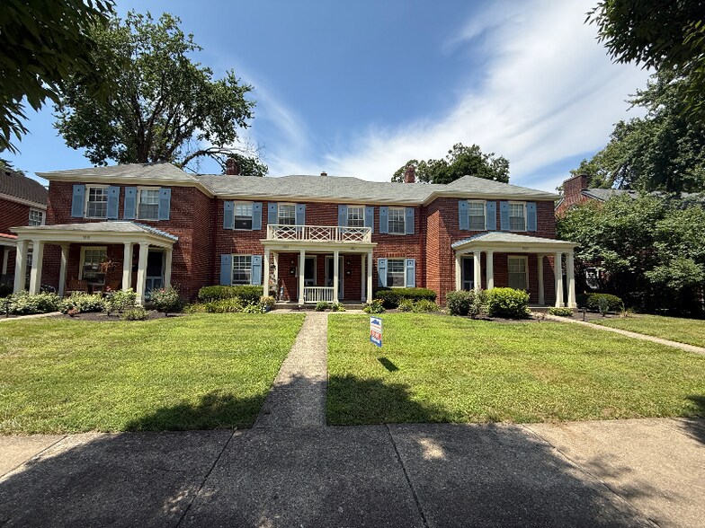 Primary Photo - 3919 Beech St