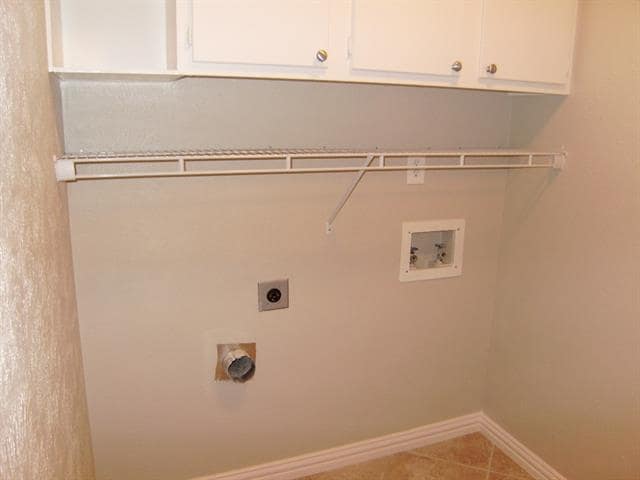 Building Photo - 6909 Darton Dr