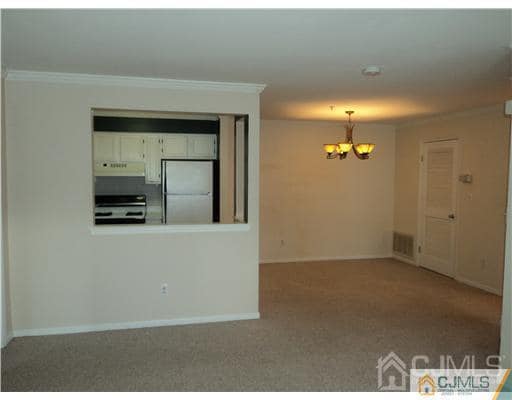 Building Photo - 1725 Waterford Dr