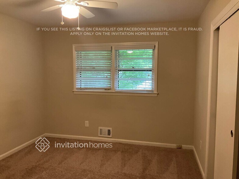 Building Photo - 4187 Castle Pines Ct