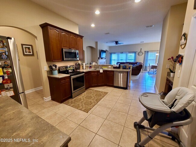 Building Photo - 1308 Holmes Landing Dr