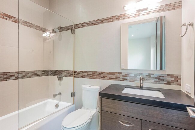 Building Photo - Wow! What a Great Home!