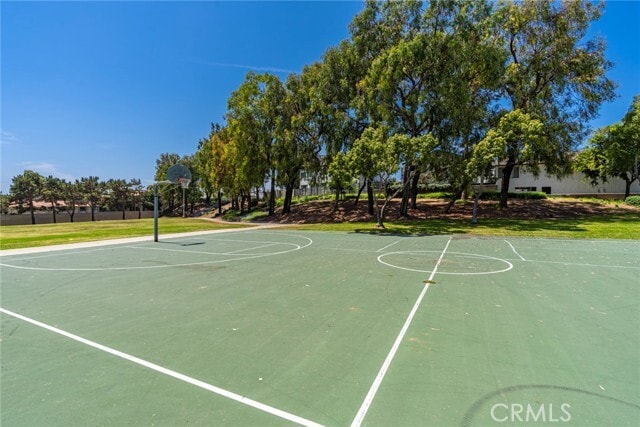 Building Photo - 1008 Delaware St