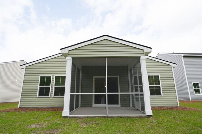 Building Photo - 128 Kingswood Cir