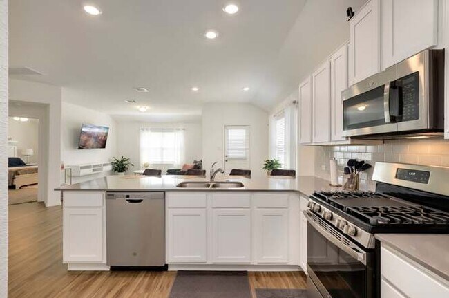 Building Photo - 21317 Wilmiller Ln