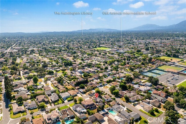 Building Photo - 9502 Olema St