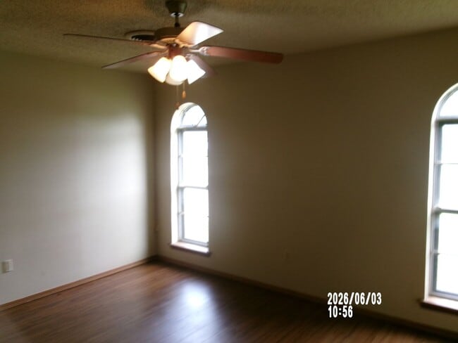 Building Photo - Beautiful 3-Bedroom, 2-Bath Home in Southeast Lawton