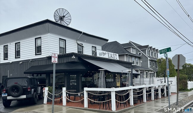 Building Photo - 42 1st St