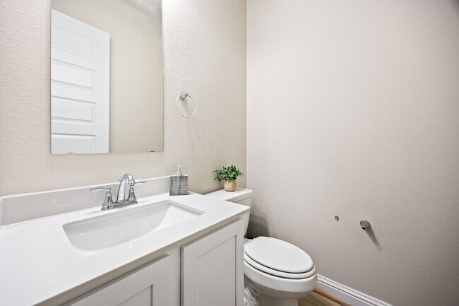 Building Photo - 17535 White Baneberry Dr