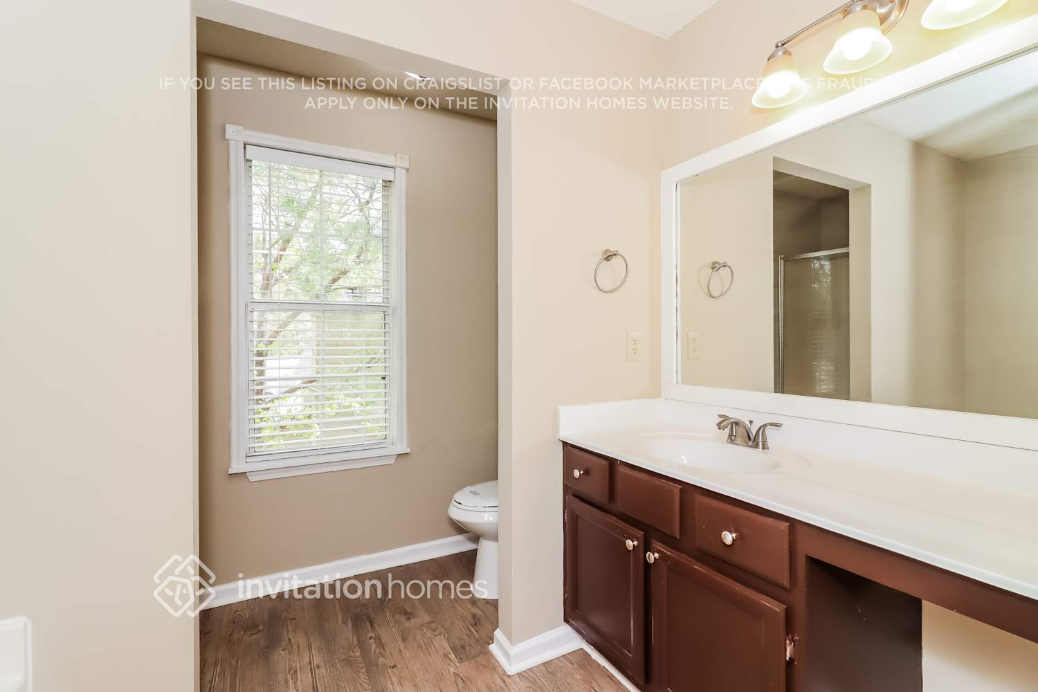 Building Photo - 1471 Chapel Hill Ln SW