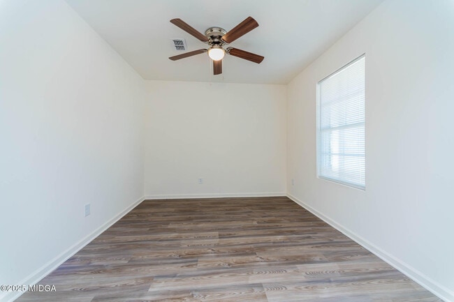 Building Photo - 307 Gazebo Dr