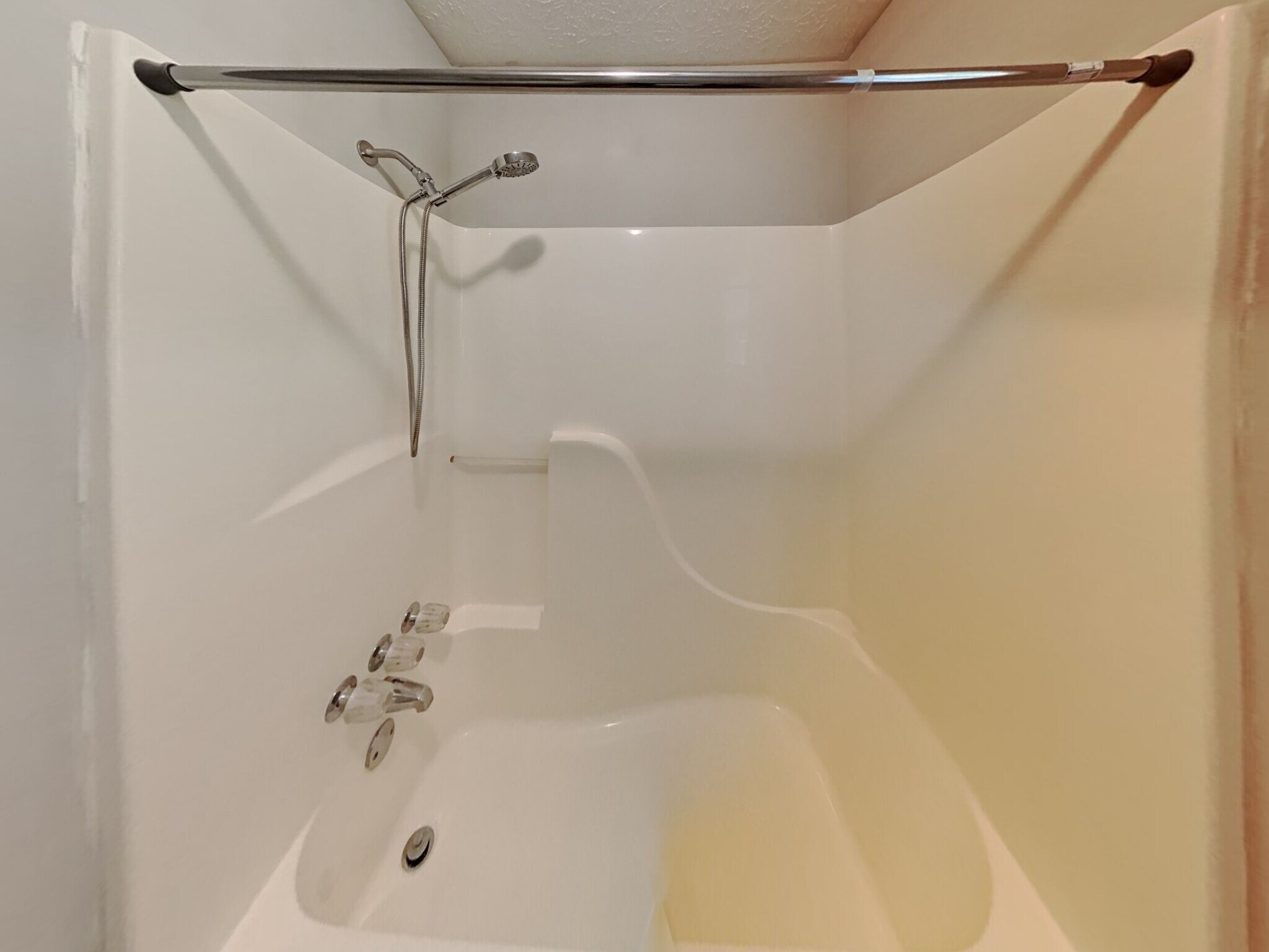 Building Photo - 3718 Cherokee Overlook Dr