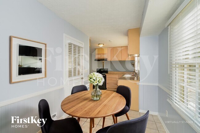 Building Photo - 195 King David Dr SW