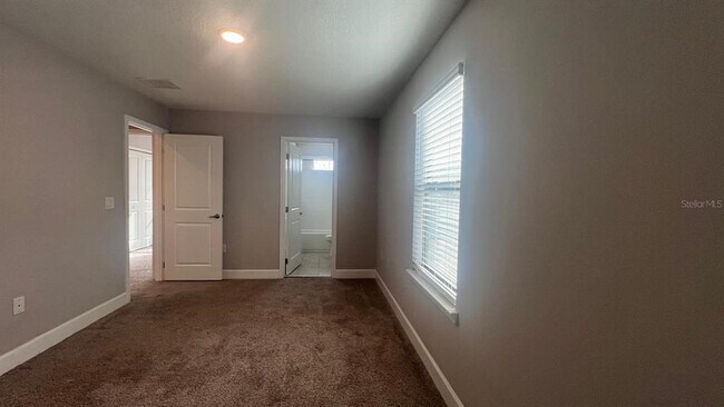 Building Photo - 4738 Terra Esmeralda Dr