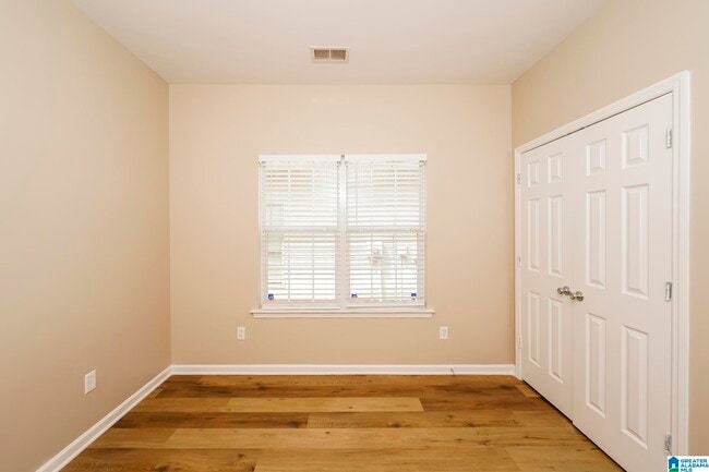 Building Photo - 3028 Rosewalk Dr