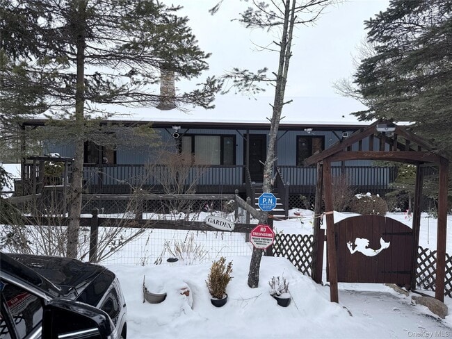 Building Photo - 41 Stratford Rd