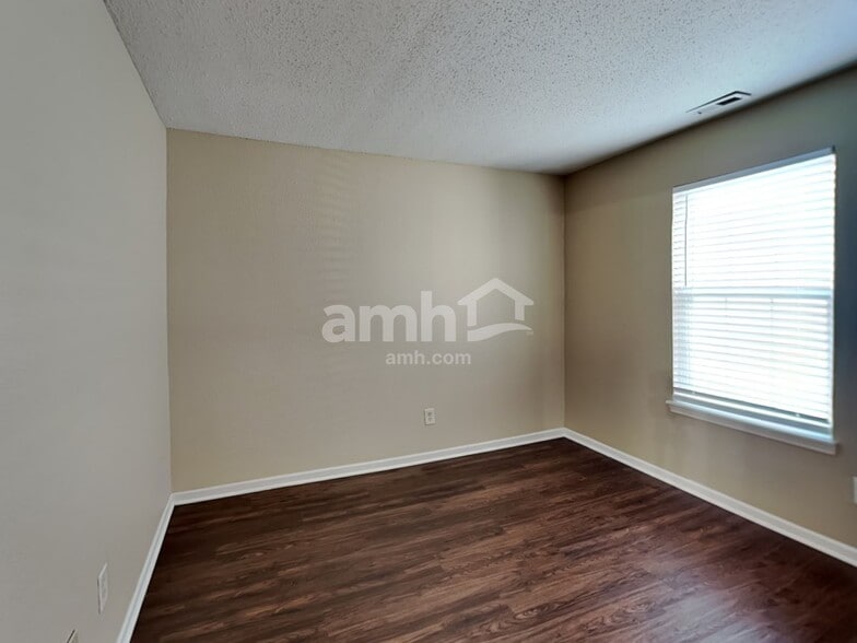 Building Photo - 2725 Mingo Ct