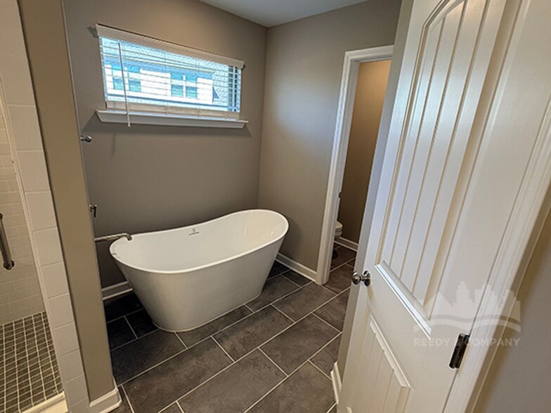 Building Photo - Brand-New 4-Bedroom, 3-Bath, 2-Story Home ...