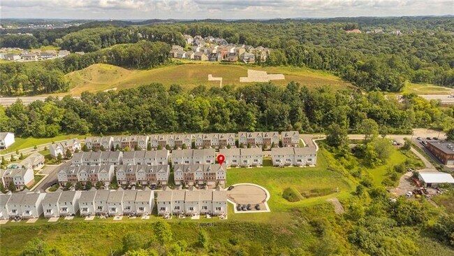 Building Photo - 243 Faulk Dr