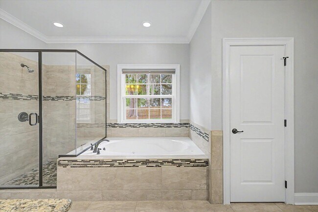 Building Photo - 7492 Sunny Mariana Ct