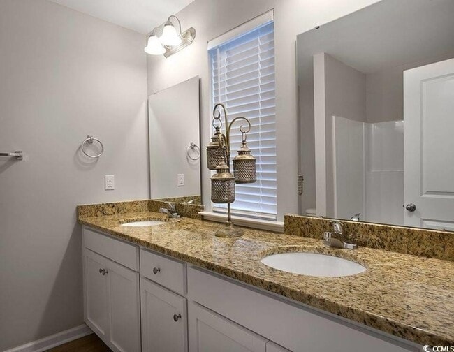 Building Photo - 505 Silver Gaff Ct