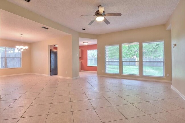 Building Photo - 1106 Devonshire Dr