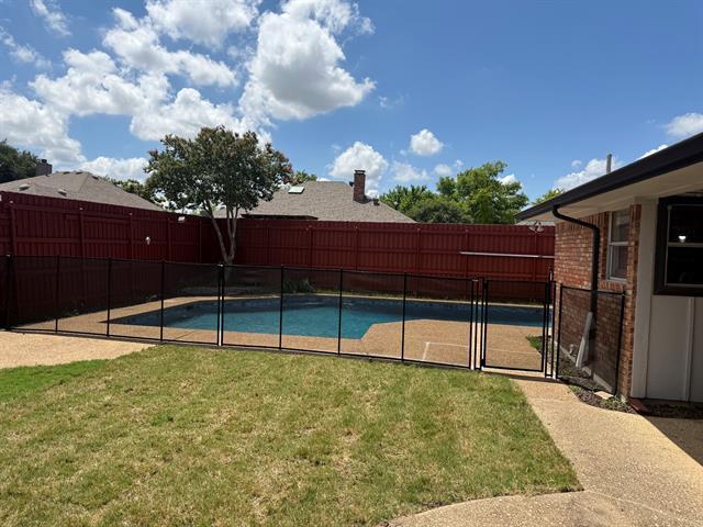 Building Photo - 2508 Chamberlain Dr