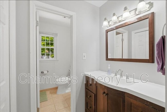 Building Photo - 9902 Madrigal Way