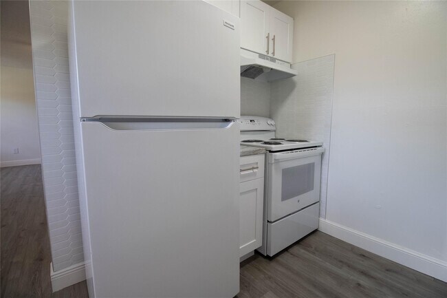 Building Photo - 1507 Argyle Dr