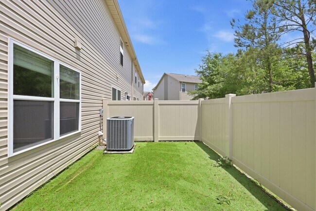 Building Photo - Welcome to Boyington Place!