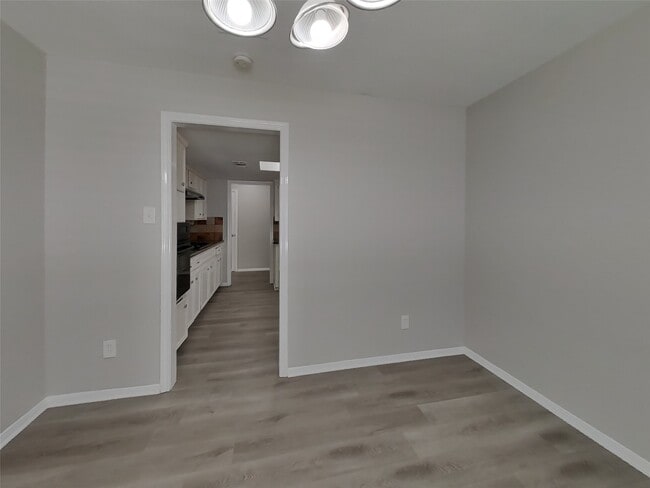 Building Photo - 7506 Lemon Tree Cir