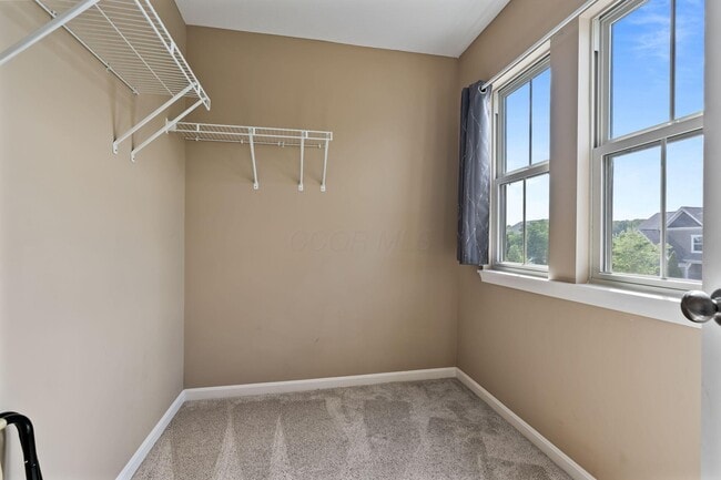 Building Photo - 6185 Dietz Dr